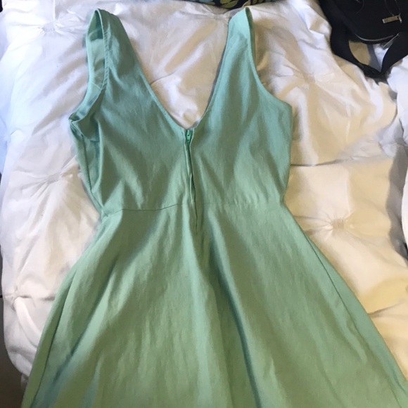 Solemio mint color dress! - Picture 4 of 5